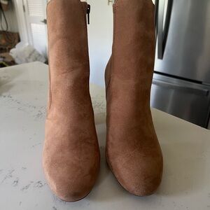 Aldo women’s Tan Suede Ankle Boots